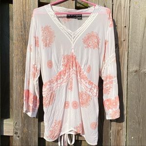 Vintage Bohemian Floral 3/4 sleeve V neck Plus size peasant Crochet Top